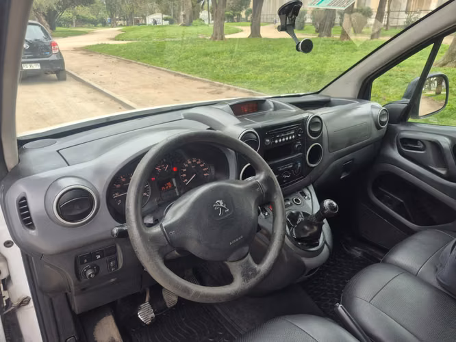 Se vende Peugeot Partner - Imagen 9
