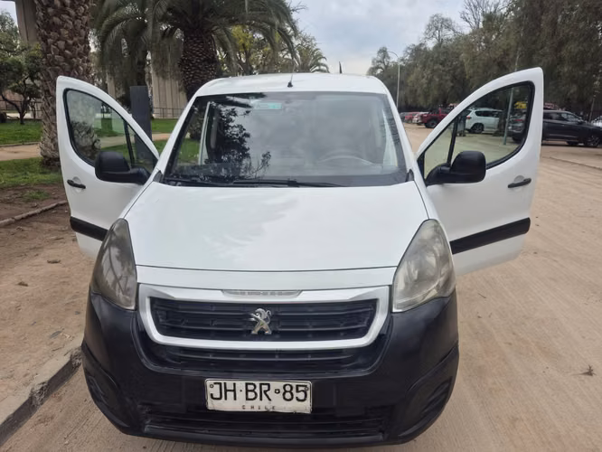 Se vende Peugeot Partner - Imagen 5