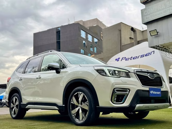 SUBARU FORESTER 2.0I AWD CVT LTD ES - 2019 | 4763