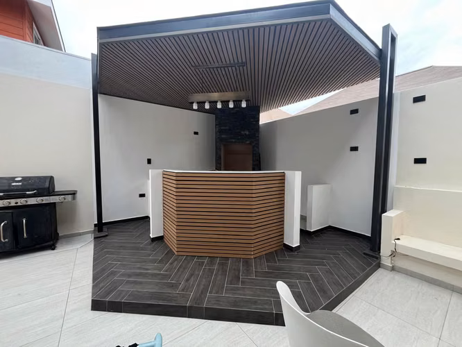 ARRIENDO DE CASA CONDOMINIO EN COSTA LAGUNA - Imagen 4
