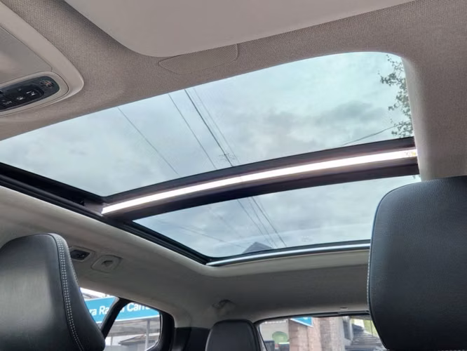 VOLVO XC40 2022 - Imagen 16