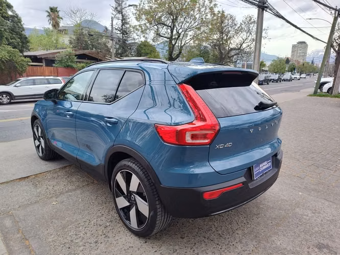 VOLVO XC40 2022 - Imagen 7
