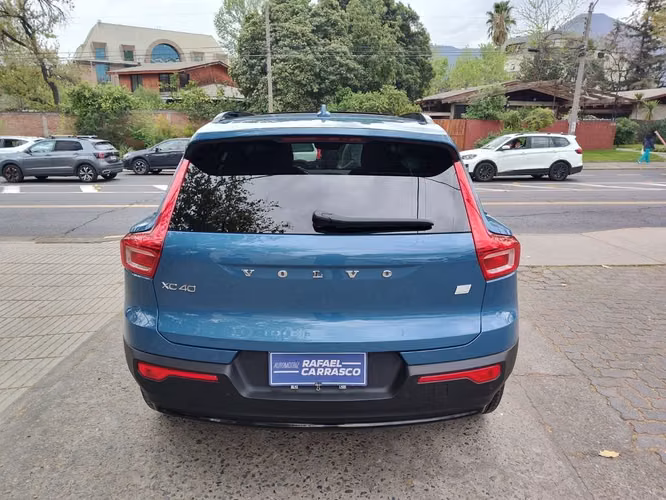 VOLVO XC40 2022 - Imagen 6