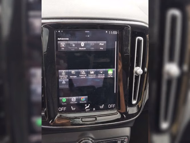 VOLVO XC40 2022 - Imagen 18