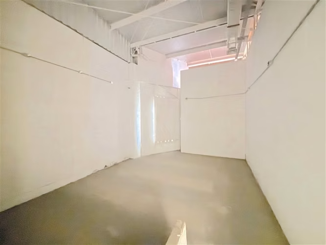 Local 101m2 en Strip Center Alto Flujo Metro Puente Alto