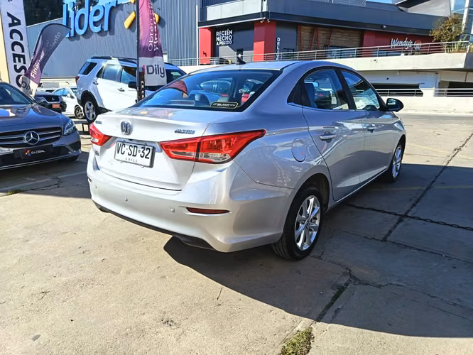CHANGAN ALSVIN 1.5 4X2 AT 4P - Imagen 17