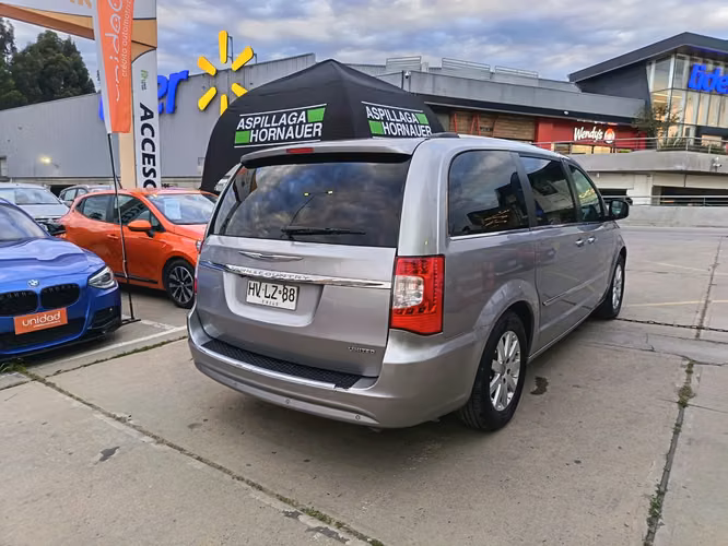 CHRYSLER GRAND TOWN COUNTRY