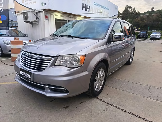 CHRYSLER GRAND TOWN COUNTRY