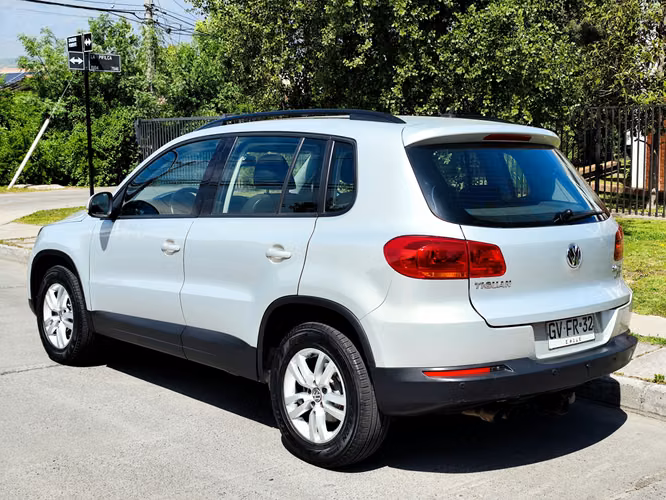 VOLKSWAGEN TIGUAN - Imagen 3