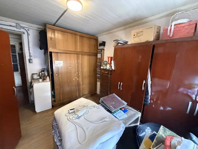 Casa 7 dormitorios, 3 baños, 206 m2 útiles - Imagen 12