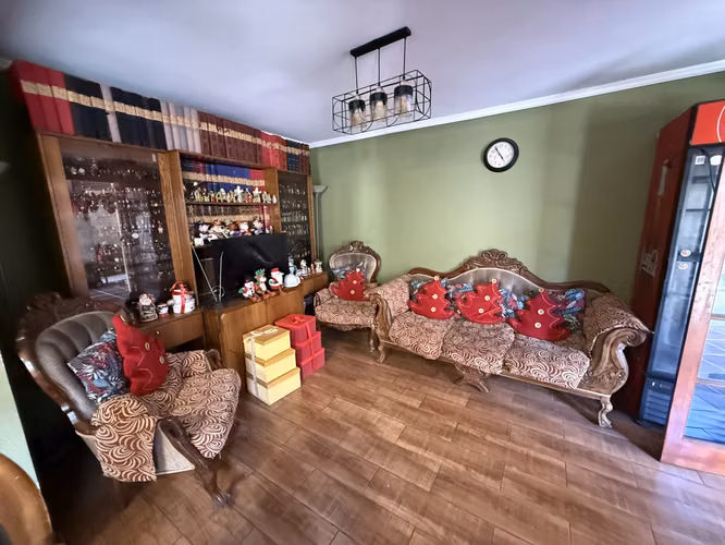 Casa 7 dormitorios, 3 baños, 206 m2 útiles - Imagen 4