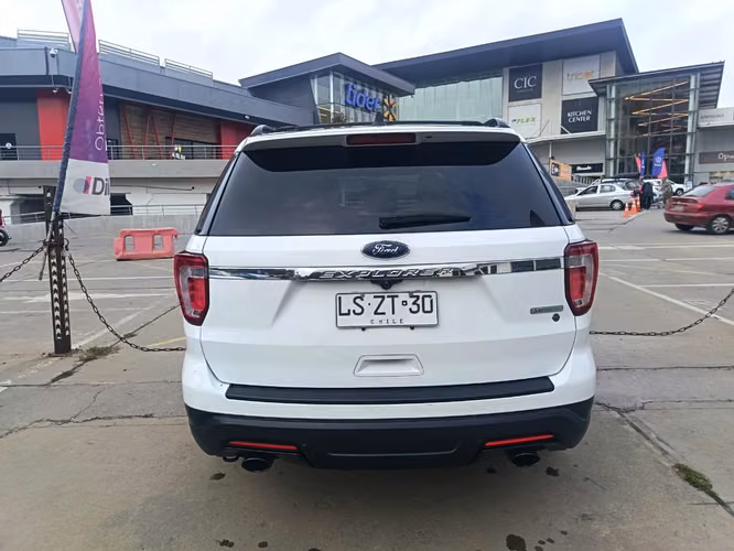 FORD EXPLORER 2.3 ECOBOOST 4X2 AT 5P - Imagen 4