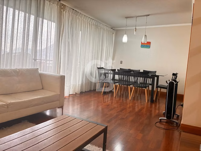 Departamento elegante con vistas panorámicas urbanas - Imagen 2