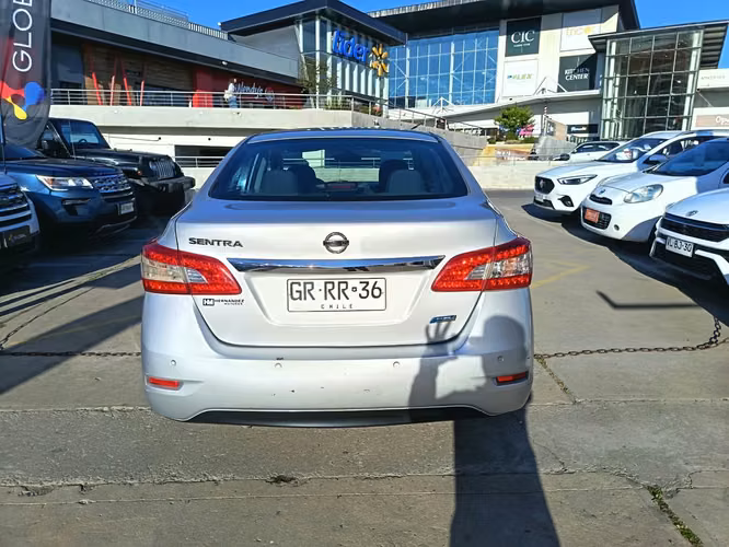NISSAN SENTRA ADVANCE 1.8 - Imagen 3