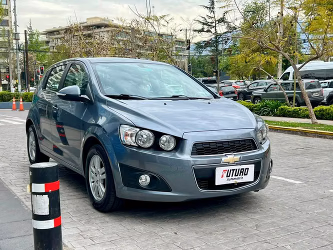 CHEVROLET SONIC II LT HB 5P 1.6 AT - 2014 | 4764