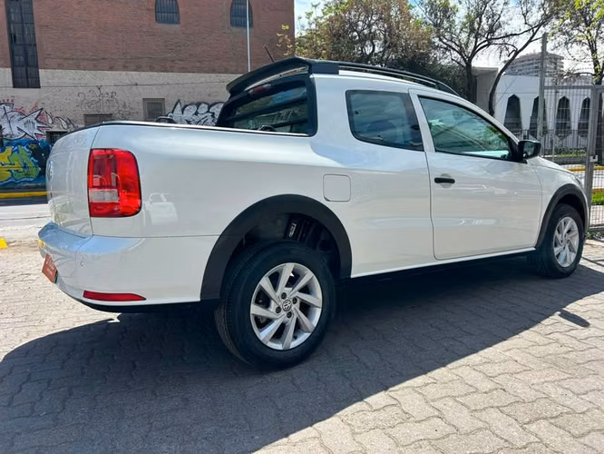 VOLKSWAGEN SAVEIRO CD 1.6 - 2022 | 4623 - Imagen 7