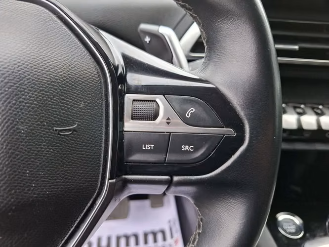 PEUGEOT 3008 2023 - Imagen 17