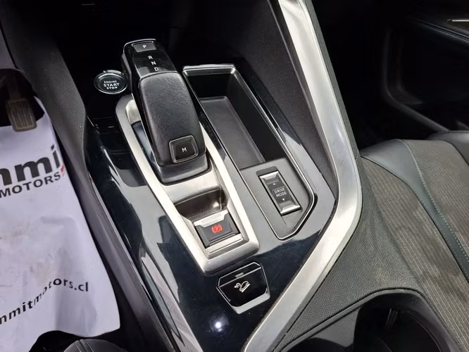 PEUGEOT 3008 2023 - Imagen 18