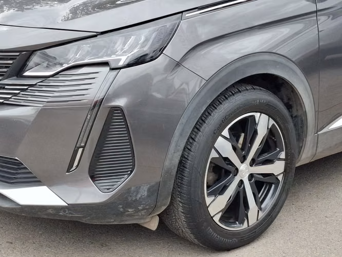 PEUGEOT 3008 2023 - Imagen 4