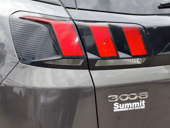 PEUGEOT 3008 2023 - Imagen 9