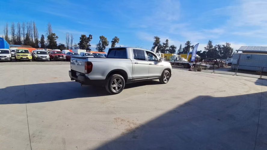 CAMIONETA MARCA HONDA MODELO RIDGELINE RTL 4X4 3.5 AUT AÑO 2021 - Imagen 7