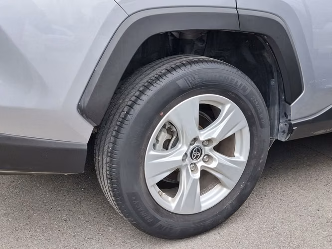 TOYOTA RAV4 2020 - Imagen 9