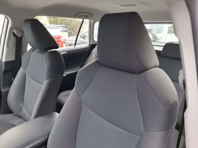 TOYOTA RAV4 2020 - Imagen 17