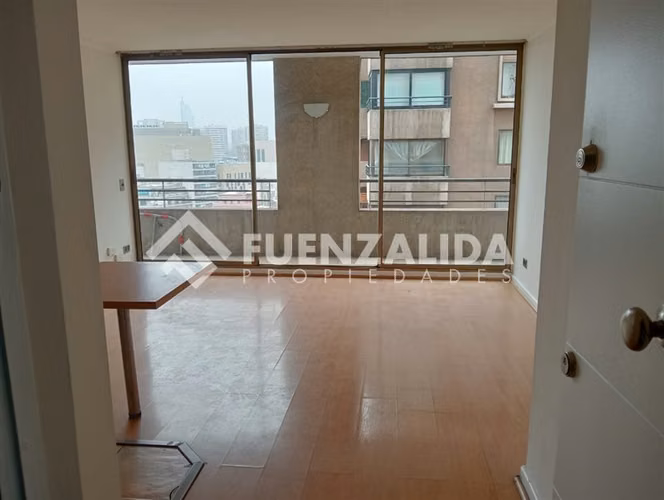 Arriendo departamento Santiago 2 dormitorios Estacionamiento