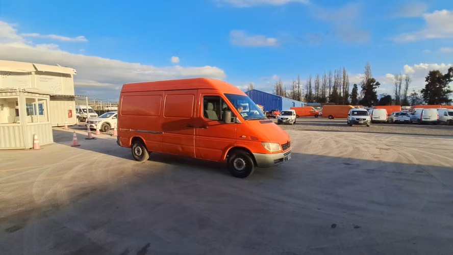 FURGON MARCA MERCEDES BENZ MODELO SPRINTER 313 CDI AÑO 2011