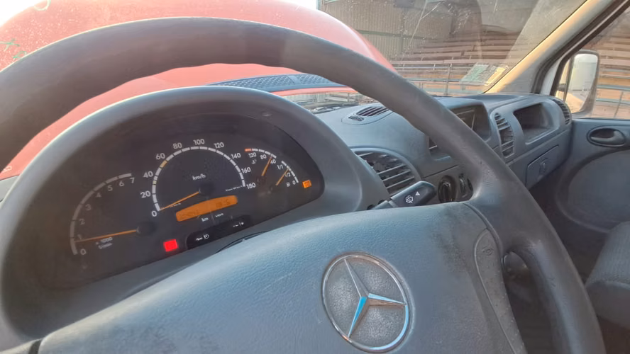 FURGON MARCA MERCEDES BENZ MODELO SPRINTER 313 CDI AÑO 2011