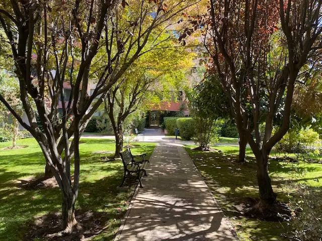 Arriendo Pieza Amoblada con Baño Privado, Parque Arauco - Imagen 4