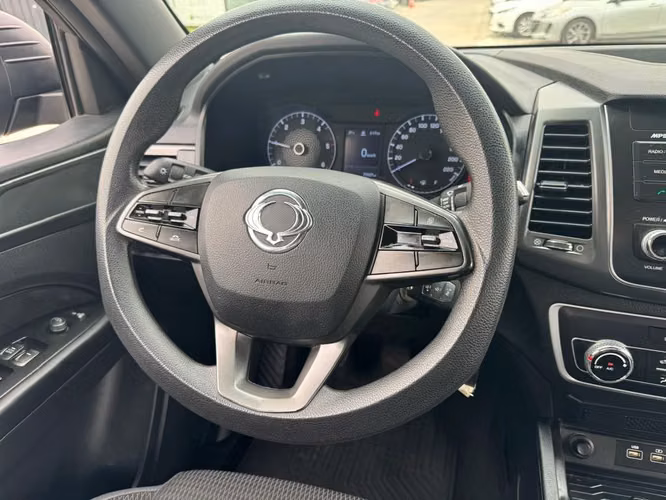 SSANGYONG GRAND MUSSO 2023 - Imagen 8