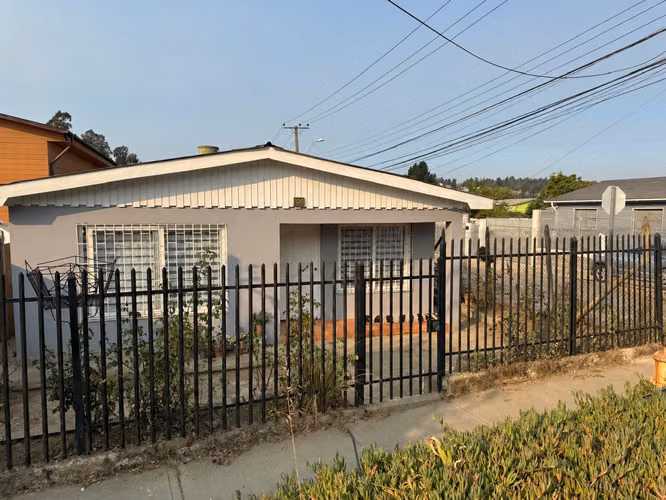 En Venta casa esquina en Placilla de Peñuelas - Imagen 2