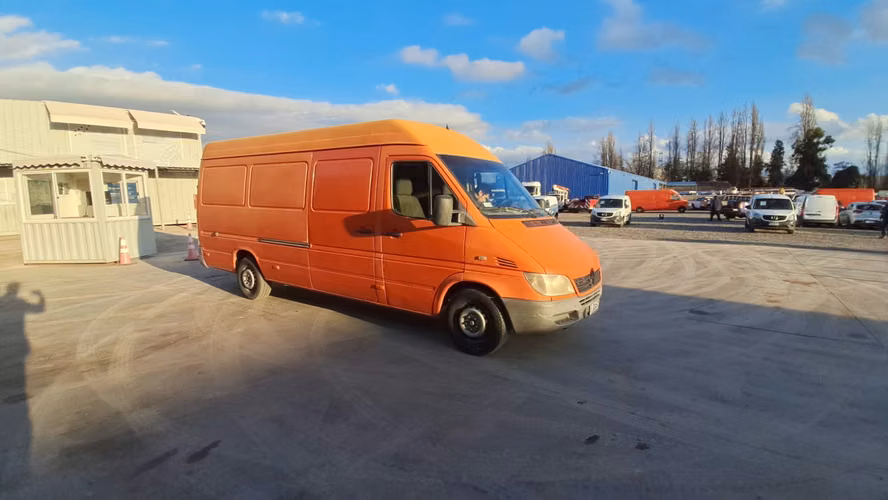 FURGON MARCA MERCEDES BENZ MODELO SPRINTER 313 CDI AÑO 2011