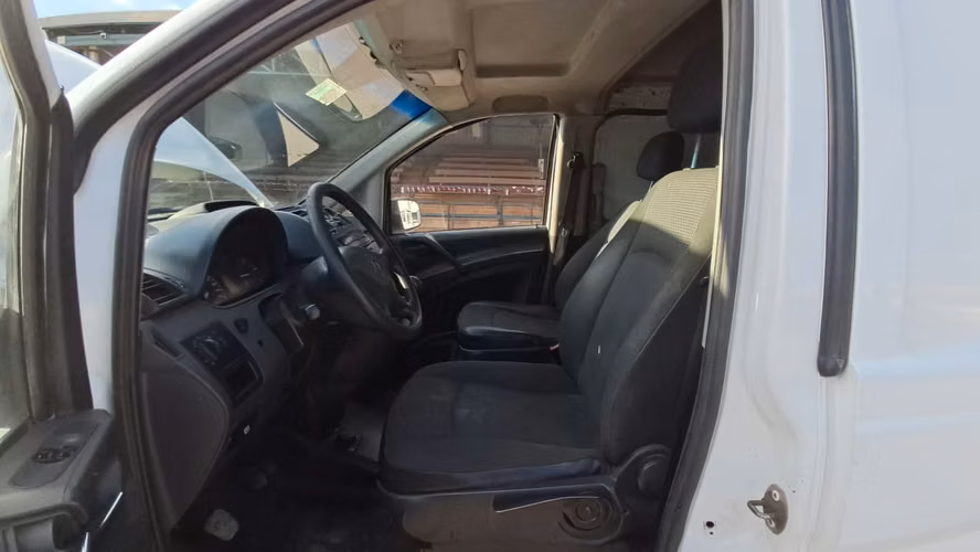 FURGON MARCA MERCEDES BENZ MODELO VITO 113 AÑO 2013