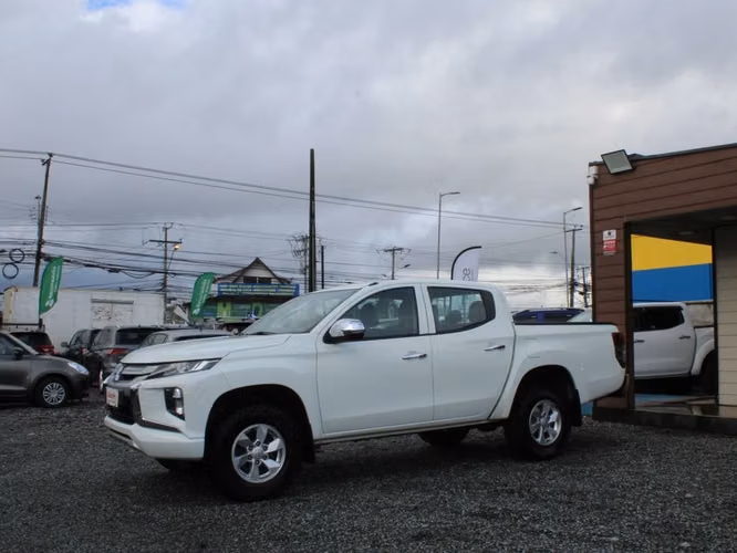MITSUBISHI L200 KATANA CRT 4X4 2023