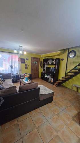 Moderna Casa Ideal para Inversión (184057)