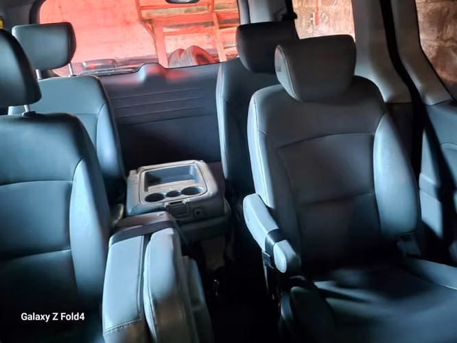 Hyundai starex