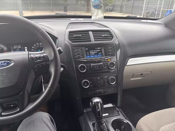 Vendo Ford Explorer 2.3 Ecoboost 2018 - Imagen 5