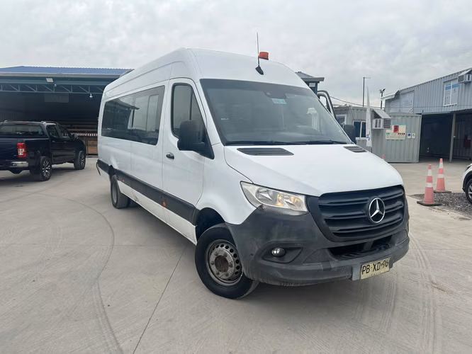 MINI BUS MARCA MERCEDES BENZ MODELO SPRINTER 516CDI AÑO 202