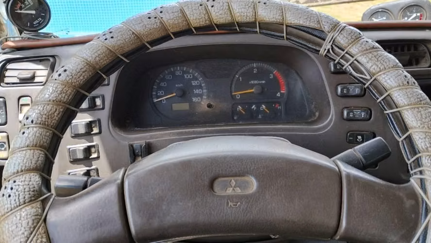 Vendo bus misubishi