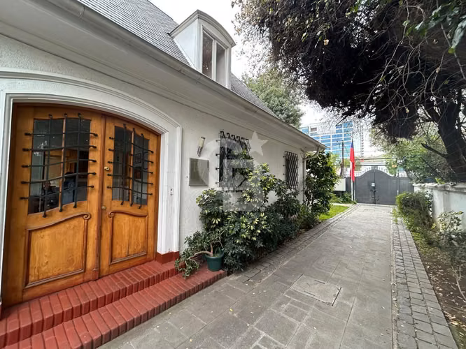 Casa uso Comercial Barrio El Golf - Metro. EM y Alcántara - Imagen 2