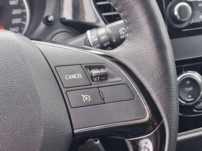 MITSUBISHI OUTLANDER 2019 - Imagen 14