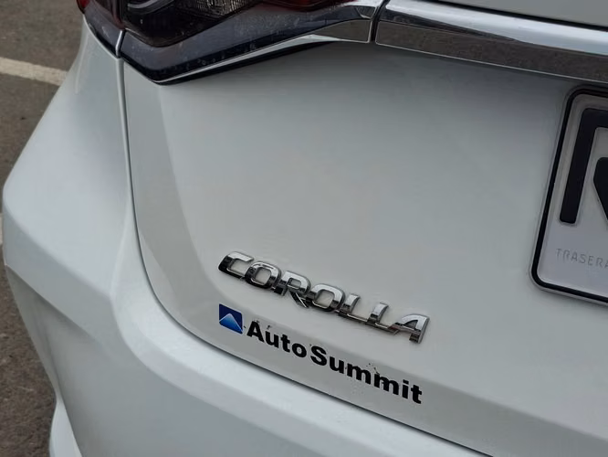 TOYOTA COROLLA 2022 - Imagen 5