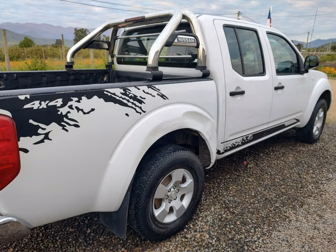 Vendo Nissan Navara SE 4×4 2.5