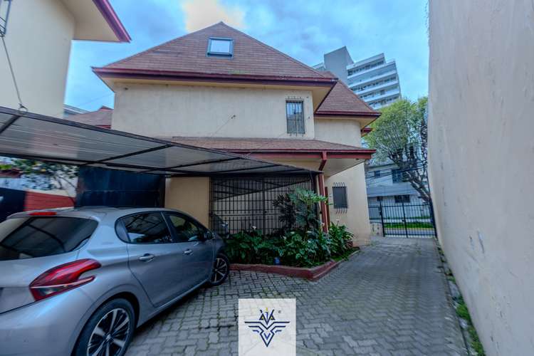 Casa en venta en Viña del Mar 2 Norte con Libertad 4D 4B y estacionamiento