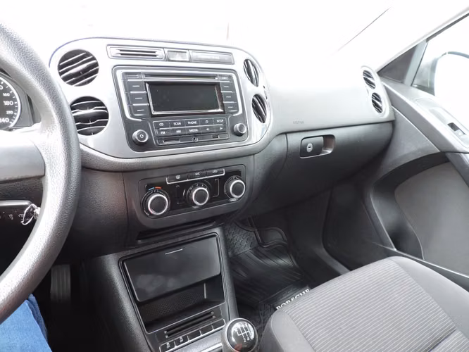 VOLKSWAGEN TIGUAN TREND FUN TSI 1.4 2015 - Imagen 14