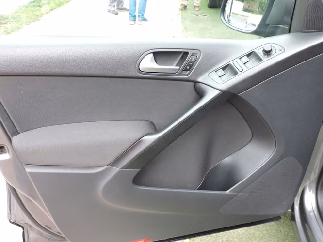 VOLKSWAGEN TIGUAN TREND FUN TSI 1.4 2015 - Imagen 9