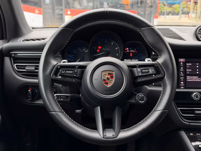 PORSCHE MACAN T 2025 - Imagen 13