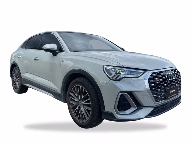 AUDI Q3 2021
